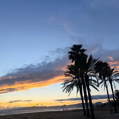 Con Espectaculares Vistas Al Mar